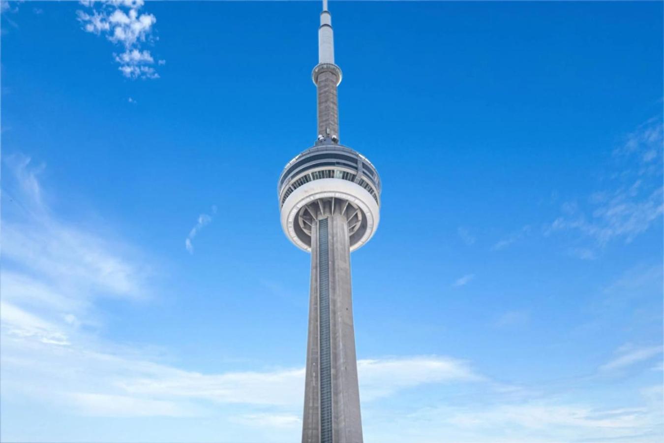 Holiday home Boho 2bdrm Sleeps 6 Near Rogers Mtcc Union Cn Tower Toronto