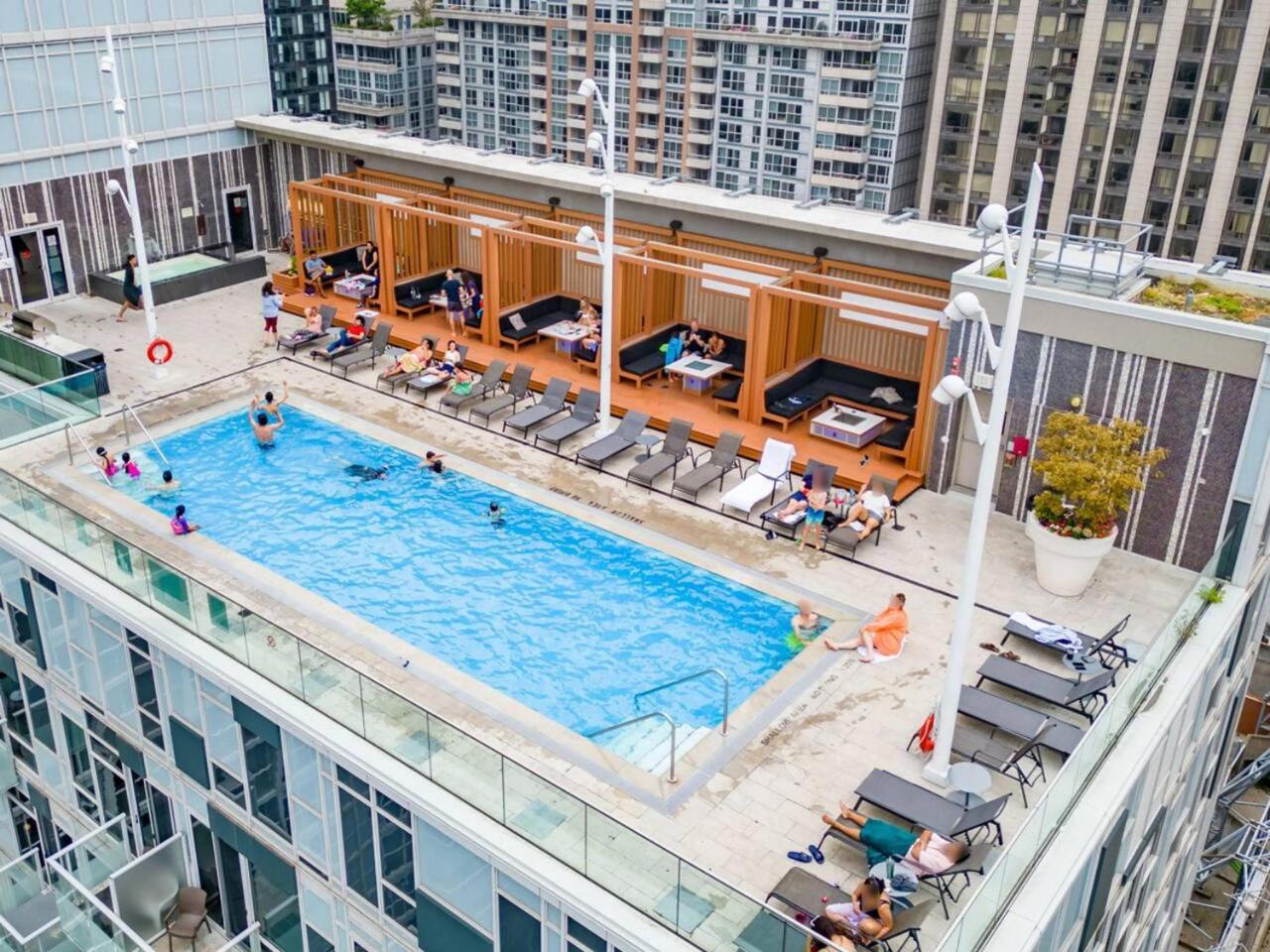 Boho 2bdrm Sleeps 6 Near Rogers Mtcc Union Cn Tower Holiday home Toronto