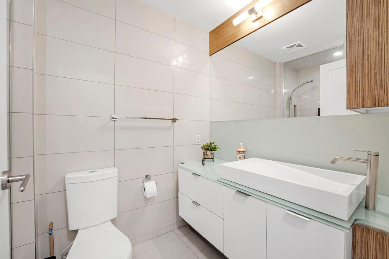 Boho 2bdrm Sleeps 6 Near Rogers Mtcc Union Cn Tower