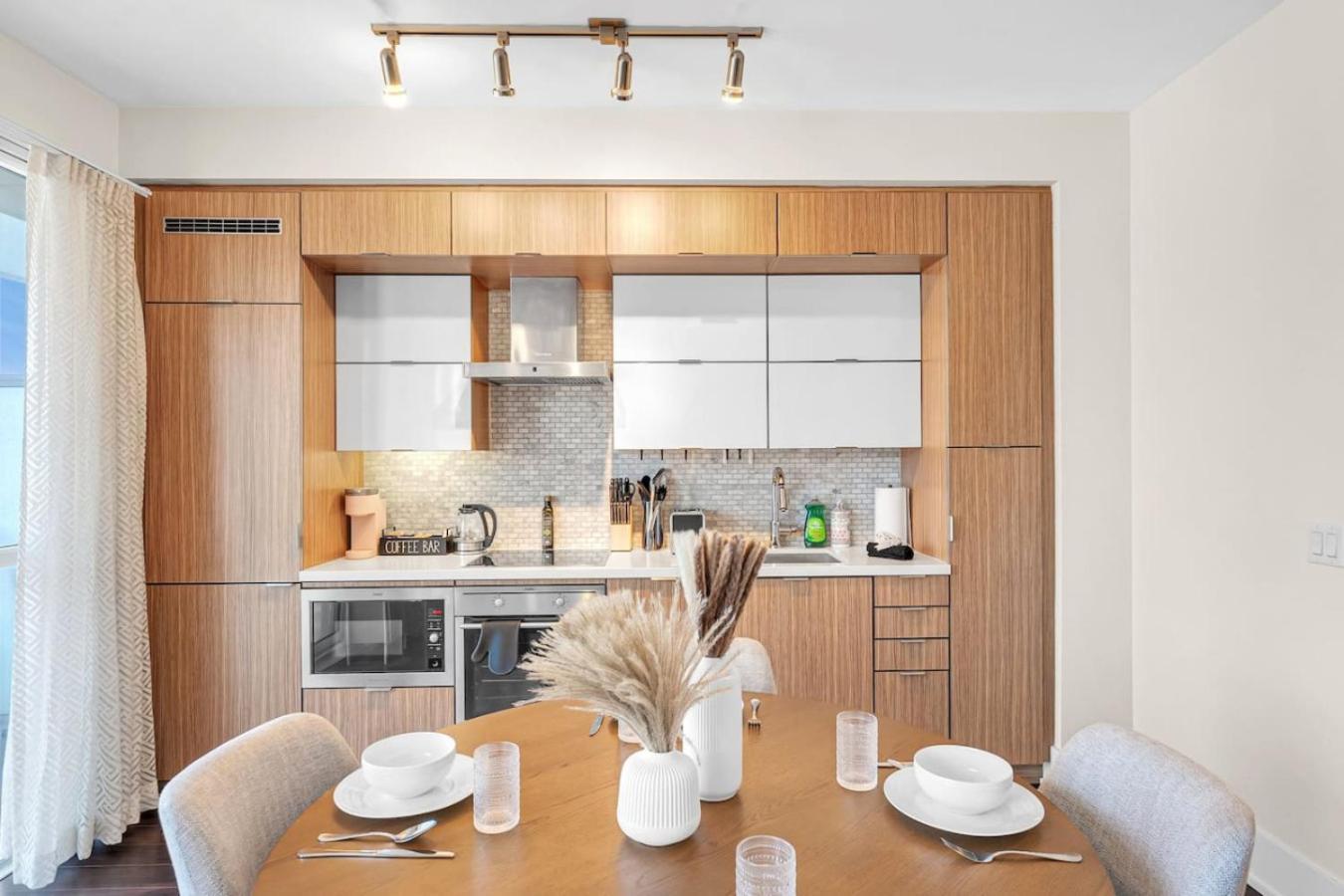 Boho 2bdrm Sleeps 6 Near Rogers Mtcc Union Cn Tower Holiday home *