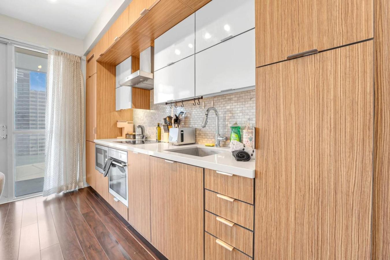 Boho 2bdrm Sleeps 6 Near Rogers Mtcc Union Cn Tower * Toronto