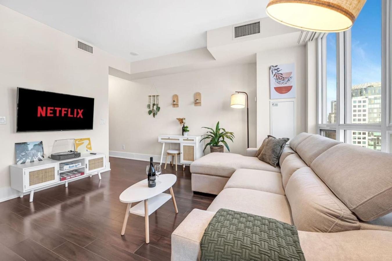 Boho 2bdrm Sleeps 6 Near Rogers Mtcc Union Cn Tower Holiday home
